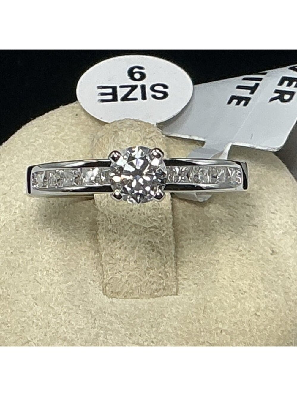 Sterling Silver Moissanite Ring 1 Carat Solitaire Size 9 New